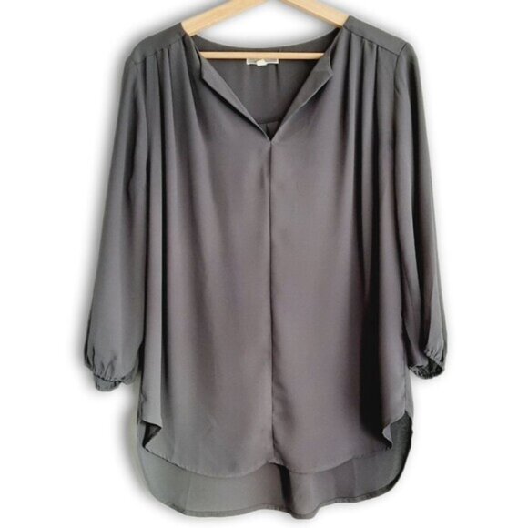 PLEIONE | Split Neck Light High-Low Hem Flowy Blouse Top Gray Sz M Flawed - Picture 1 of 11